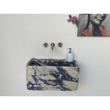 Calacatta Violet Mar...